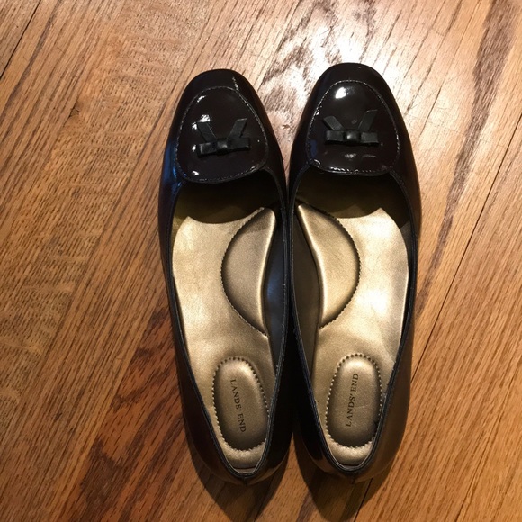 Lands End brown patent flats - Picture 2 of 5